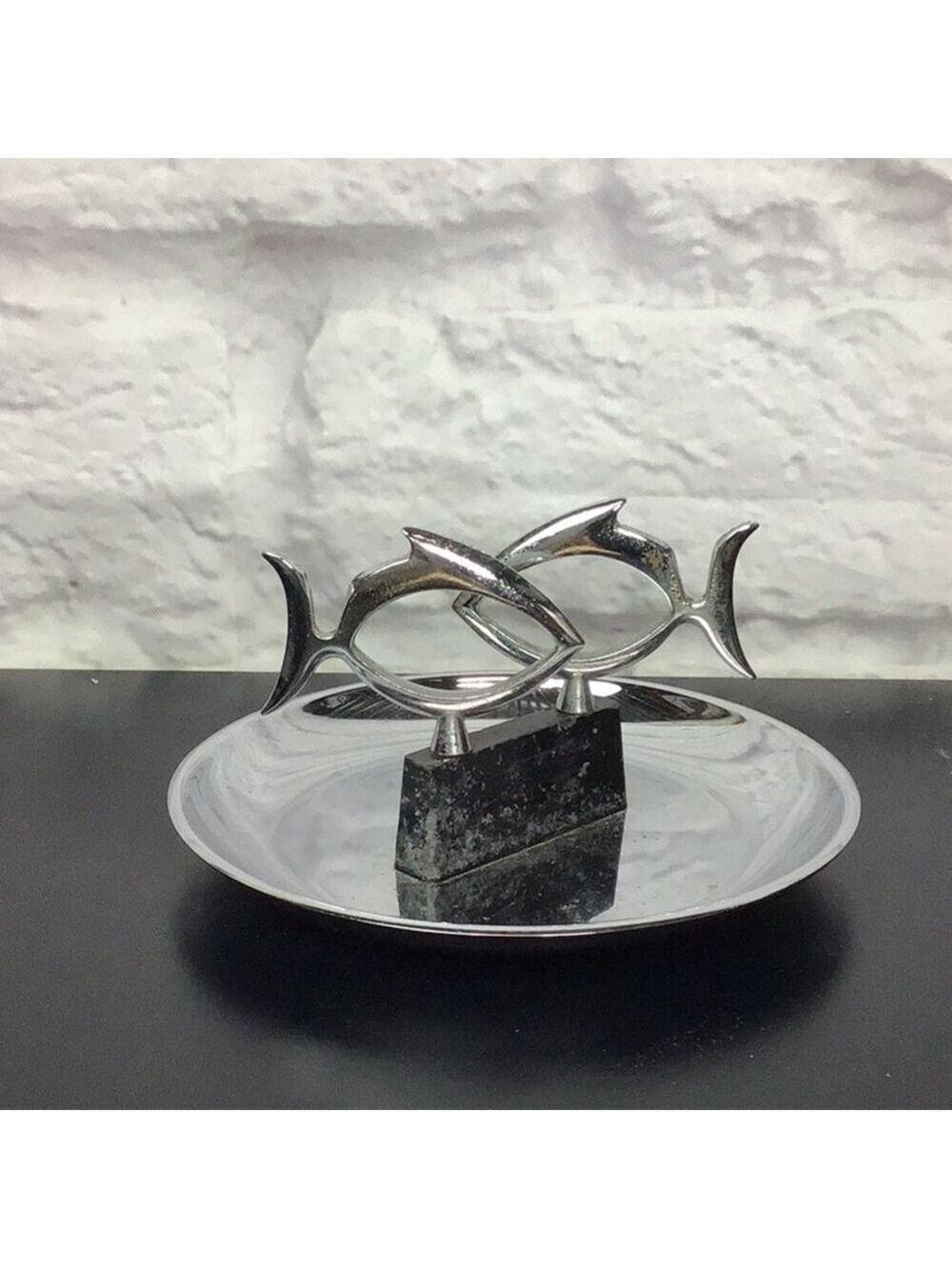 Mid Century Modern two fish Chrome Pincherette Ashtray MCM - Picture 1 of 10